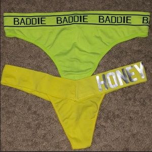 2 Thongs bundle